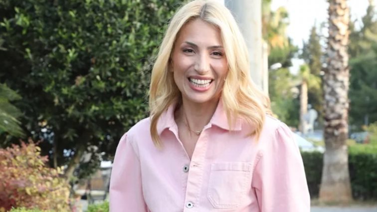 Μαρία Ηλιάκη: "Στα 44 μου γέννησα, δεν ένιωσα καμία ντροπή"