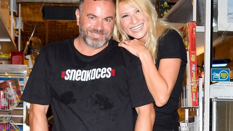 Φαίη Σκορδά: Η βραδινή έξοδος με τους συνεργάτες της: Όλες οι φωτογραφίες