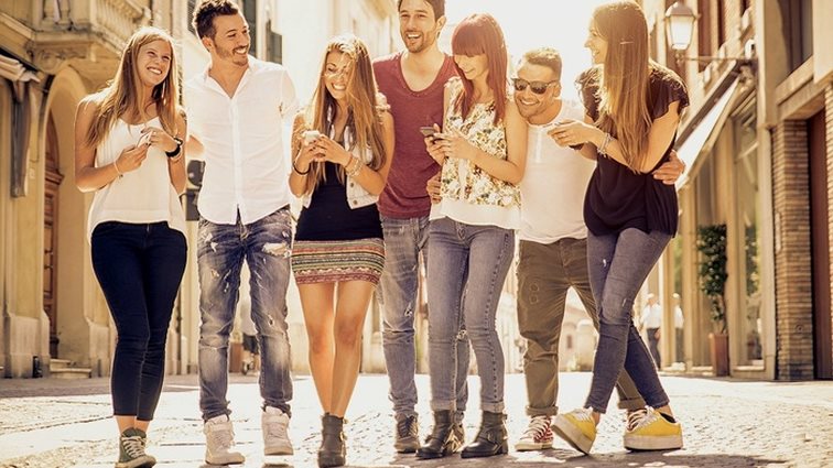 Instagram: Πώς τα social media βλάπτουν την ψυχική υγεία των νέων
