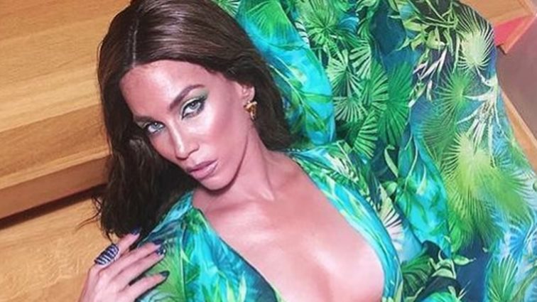 Κατερίνα Στικούδη | Κι όμως γνωστή τραγουδίστρια επιβεβαίωσε την εγκυμοσύνη της