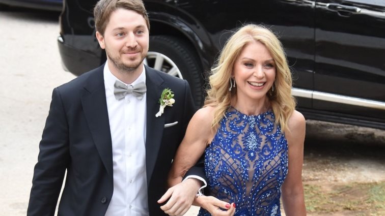 Έλλη Στάη: Η επική απάντηση στα επικριτικά σχόλια της εμφάνισης της στον γάμο του γιου της