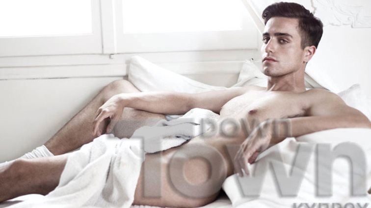 Γιάννης Χατζηγεωργίου: Φωτογραφίζεται γυμνός και αποκαλύπτει: «Αν με δεις έξω, θα νομίζεις ότι την πέφτω παντού»