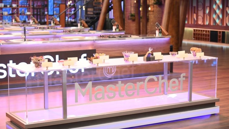 MasterChef | Έκπληξη στους υποψήφιους: "Μα το δοκίμασες;"