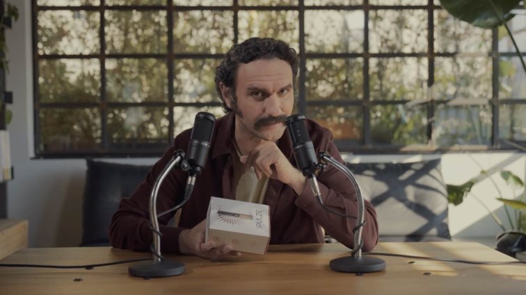 O Μελέτης Ηλίας πρωταγωνιστεί στο πρωτοποριακό ASMR βίντεο της PULZE