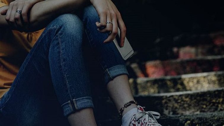 Φαινόμενο Μπλε Φάλαινα : Το «σιγά μην συμβεί στο δικό μου παιδί», δεν βοηθά