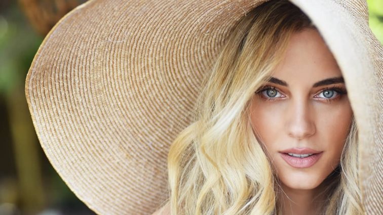 Δούκισσα Νομικού: Η νέα φωτογραφία με μαγιό κατά τη διάρκεια της εγκυμοσύνης &amp; το φύλο του μωρού που περιμένει!