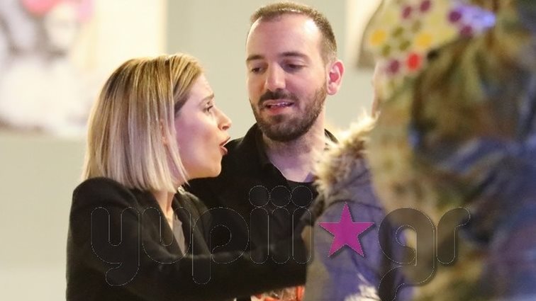 Νάντια Μπουλέ: Η σπάνια δημόσια εμφάνιση με τον σύντροφό της! Όλες οι φωτογραφίες