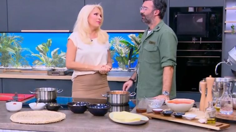 Ελένη Μενεγάκη: "Δεν θα σκάσω κιόλας επειδή έχω παχύνει"