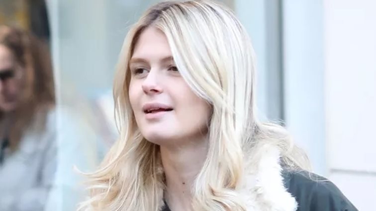 Η Αμαλία Κωστοπούλου με καλοκαιρινή διάθεση στο Τέξας