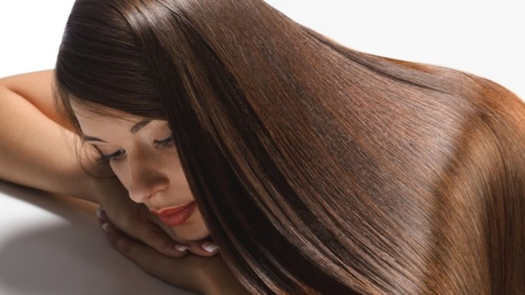 Αυτή είναι η καλύτερη κρέμα μαλλιών για επανόρθωση από τη φθορά του heat styling