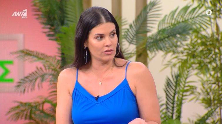 Η Μαρία Κορινθίου ξεκαθαρίζει τι πρόβλημα υγείας αντιμετώπισε