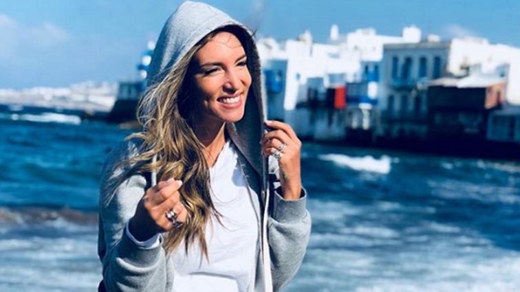 Αθηνά Οικονομάκου: Stop The Press | Εγκαταλείπει τη Μύκονο! Τι συνέβη;