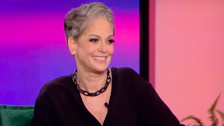 Ρέα Τουτουντζή: Φυσικά και δοκίμασα τα πάντα. Ήμουν ένα παιδί του αλκοόλ και το έκοψα