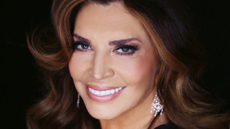 Μιμή Ντενίση: Φωτογραφίζεται μαζί με τη 19χρονη Μαριτίνα