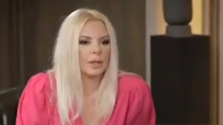 Αννίτα Πάνια: &quot;Στις εκπομπές μου έρχονταν άνθρωποι που δεν είχαν τηλεοπτική θέση. Δεν τους έφερνα με το ζόρι, δεν αισθάνομαι πως έχω κάνει κάτι άσχημο&quot;