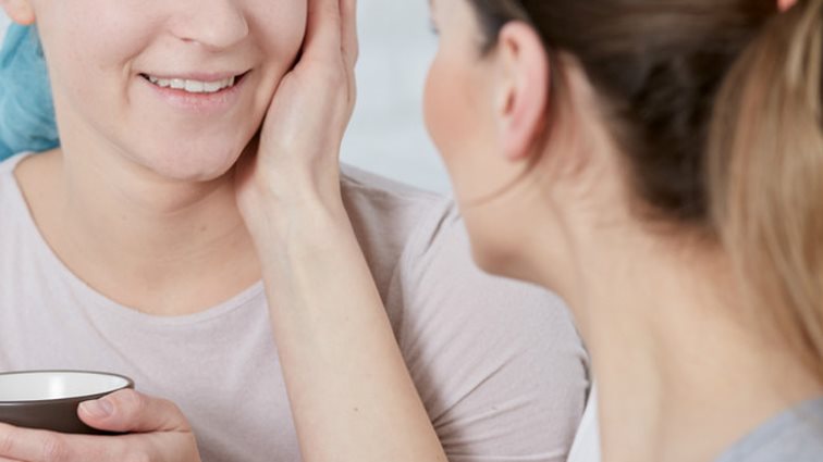 Παγκόσμια Ημέρα Κατά του Καρκίνου: Πώς πρέπει να στηρίξετε έναν ασθενή;