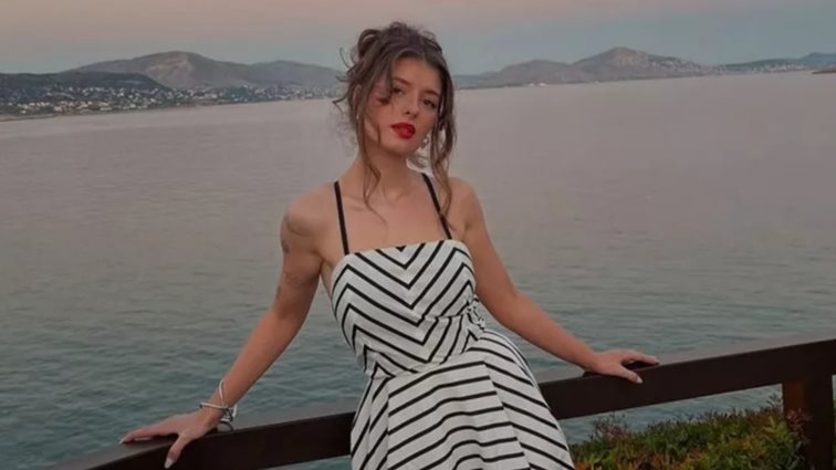 Εύη Δαέλη: Η άσκηση που ακολουθεί για γυμνασμένη πλάτη και γραμμωμένα χέρια