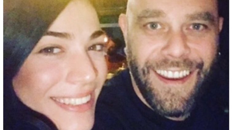 Ήβη Αδάμου – Μιχάλης Κουϊνέλης | Η σπάνια οικογενειακή φωτογραφία με την κόρη τους