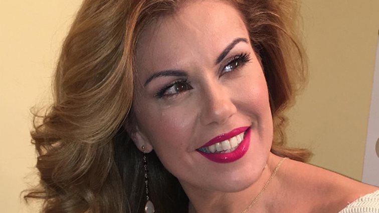 Ευγενία Μανωλίδου: Η οικογενειακή φωτογραφία με τα παιδιά της κάτω από τον ήλιο