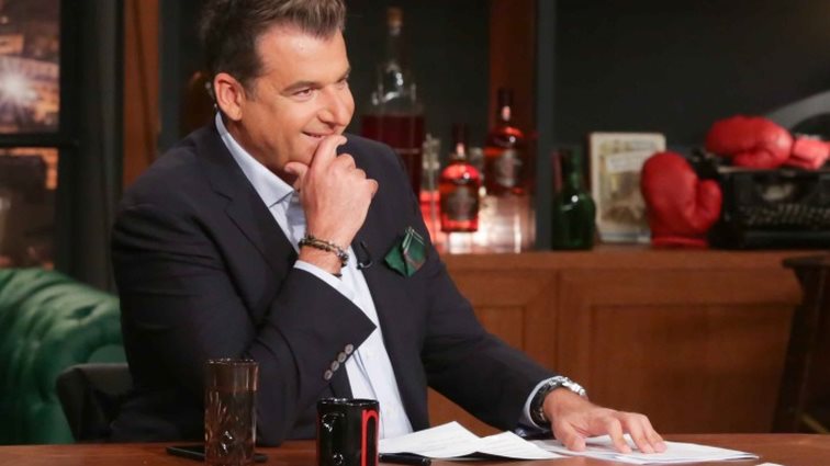 Γιώργος Λιάγκας: Το νέο τρολάρισμα στον Αρναούτογλου &amp; η απάντησή του στα hate tweets για το “Late Night”