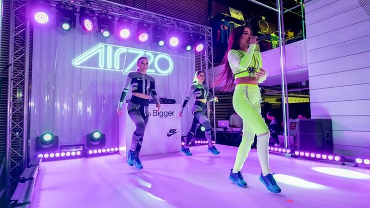 Ελένη Φουρέιρα: Η εκρηκτική εμφάνισή της στο event της Nike
