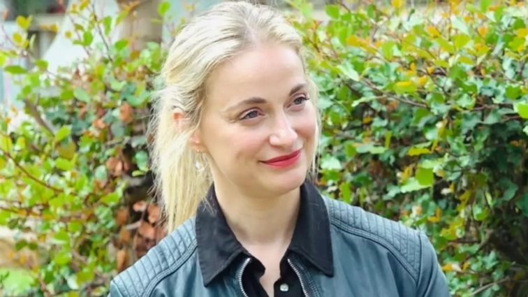 Η Λένα Δροσάκη φωτογραφίζει τους γονείς και τον αδερφό της στις διακοπές τους