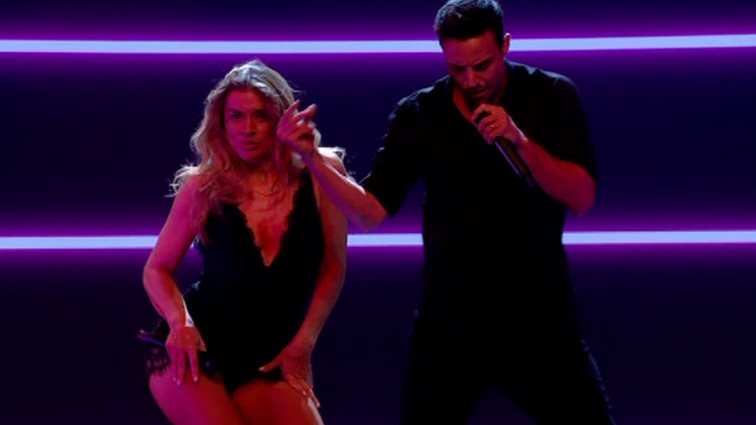 J2US | Έρρικα Πρεζεράκου: Το στριπτίζ στον τελικό που «άναψε φωτιές»!