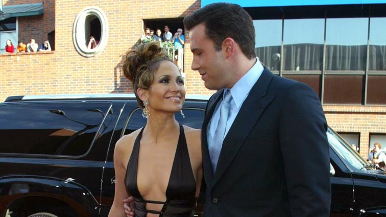 Ben Affleck | Φοράει ξανά το δώρο που του είχε κάνει η Jennifer Lopez το 2002