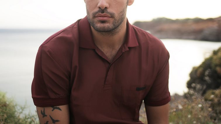 Κώστας Μαρτάκης: Τραγουδάει πρώτη φορά Φοίβο! Δείτε το εντυπωσιακό video clip για το «Πάρε Ένα Τηλέφωνο»