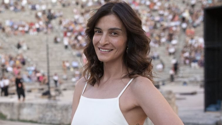 Αντιγόνη Κουλουκάκου: Ήταν μία εύθραυστη στιγμή μου - Ξαφνικά ένιωσα, "γιατί να σκεφτεί και να μου γράψει αυτά τα πράγματα;"