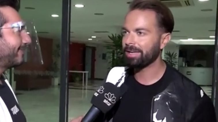 Ηλίας Βρεττός: Απαντάει πρώτη φορά για την Ελένη Τσολάκη &amp; την αντικατάσταση της Ραχήλ Μακρή στο J2US