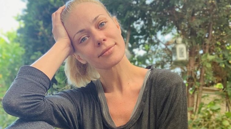 Ζέτα Μακρυπούλια: Η συγκινητική ανάρτηση για την καραντίνα και το μήνυμα για «Καλή Ανάσταση»