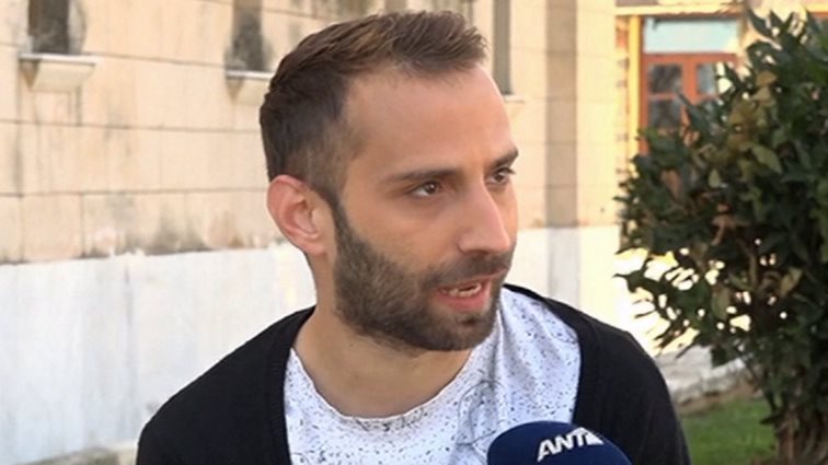 Ο Τζώρτζης από το MasterChef 4 "ξαναχτυπά" &amp; κράζει τους πάντες!