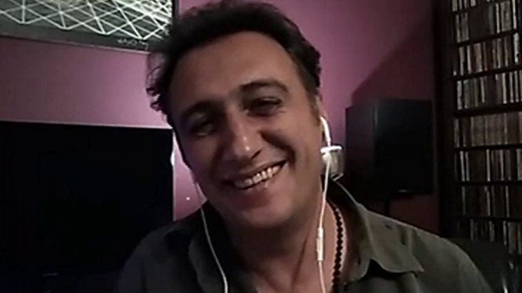 Βαγγέλης Αλεξανδρής: Ο κλαρινίστας από τις «Άγριες Μέλισσες» αποκαλύπτεται στο Live Tonight! Η γέννηση του γιου του &amp; οι φιλοσοφικές ανησυχίες