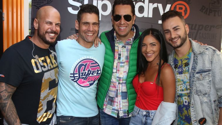 Διάσημες Εμφανίσεις: Το μεγάλο πάρτι για το opening του Superdry store στη Γλυφάδα | Όλες οι φωτογραφίες