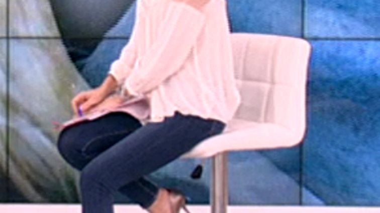 Ελένη Μενεγάκη: Η εμφάνιση στην εκπομπή της Παρασκευής: Ξέρουμε τι φόρεσε!