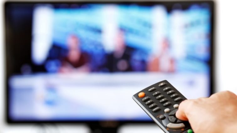 Τηλεοπτικές Άδειες
 
: Είναι επίσημο: Ο Καλογρίτσας αποσύρεται από τον διαγωνισμό!