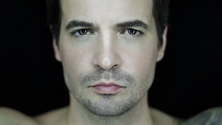 ΝΙΝΟ: Όπως δεν τον έχετε ξαναδεί!