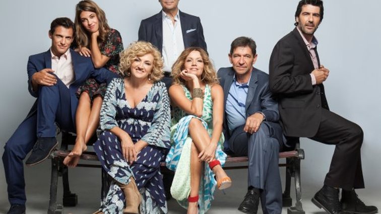 «Αστέρας Ραχούλας»
 
: Μάθε τα πάντα για τη νέα σειρά του Alpha: Ποιοι πρωταγωνιστούν και πότε κάνει πρεμιέρα;