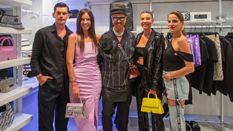 A Myconian night by Karl Lagerfeld | Όσα έγιναν στα εγκαίνια του πρώτου pop up store στη Μύκονο