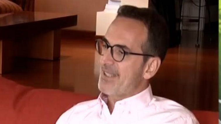 Σοκάρει ο Κώστας Κρομμύδας: &quot;Η πρώτη μου αδερφή σκοτώθηκε πολύ μικρή, δεν πρόλαβα να τη γνωρίσω&quot;