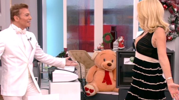 Ελένη Μενεγάκη: Η εισβολή του Ζαχαράτου στο πλατό &amp; η αμήχανη συνάντηση