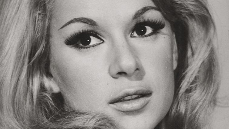 &quot;Θυμάμαι το πόσο έντιμη ήταν η Αλίκη Βουγιουκλάκη και πόσο σκύλα όταν την έθιγες&quot;