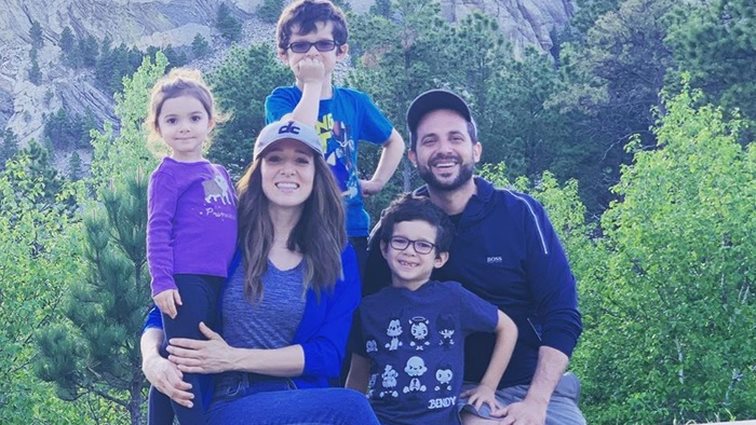 Τα δίδυμα αγόρια της Καλομοίρας και του Γιώργου Μπούσαλη έγιναν 8 ετών