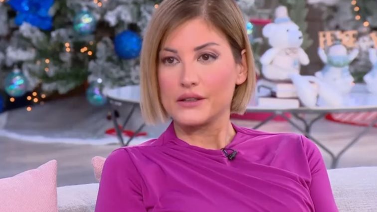 Ράνια Τζίμα: Η κόρη μου λέει "Μαμά είσαι χάλια" - Δεν της αρέσει ποτέ η εικόνα μου