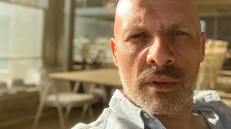 Νίκος Μουτσινάς: Το συγκινητικό κείμενο για τον... μικρό Νικόλα