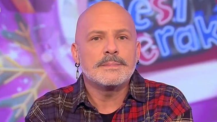 Νίκος Μουτσινάς: &quot;Δεν είναι αυτή η δουλειά των παρουσιαστών - Μη βγαίνετε στις εκπομπές, πείτε τα στον Εισαγγελέα&quot;