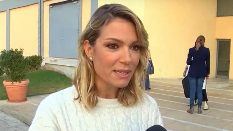 Βίκυ Καγιά: &quot;Δεν ξέρω τι συνέβη με την Ηλιάνα Παπαγεωργίου και όλα αυτά που είπε. Είναι κάτι πολύ προσωπικό της&quot;