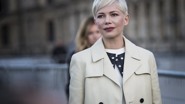 Michelle Williams: Παντρεύτηκε 10 χρόνια μετά το θάνατο του Heath Ledger
