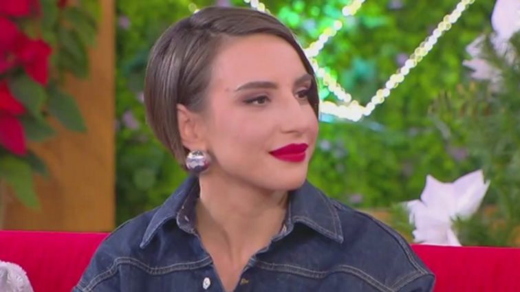 Η Έρη Λώλη μιλάει για τη συγκατοίκηση με τον Μηνά και την Κάτια και περιγράφει τις δύσκολες στιγμές που βίωσε